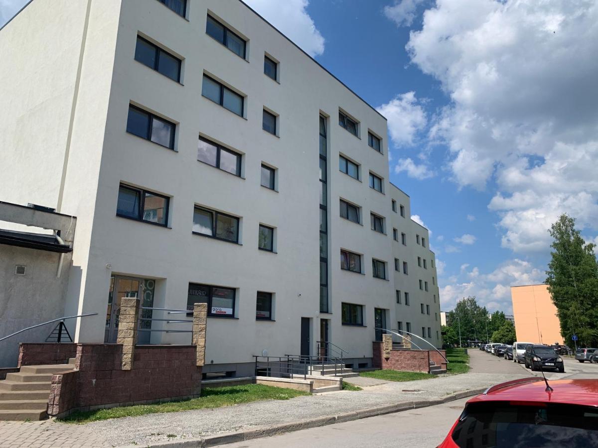 K65, Nice 1-Bedroom Apartment - 2 Big Beds Tartu Esterno foto