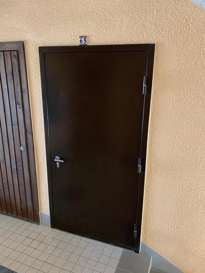 K65, Nice 1-Bedroom Apartment - 2 Big Beds Tartu Esterno foto