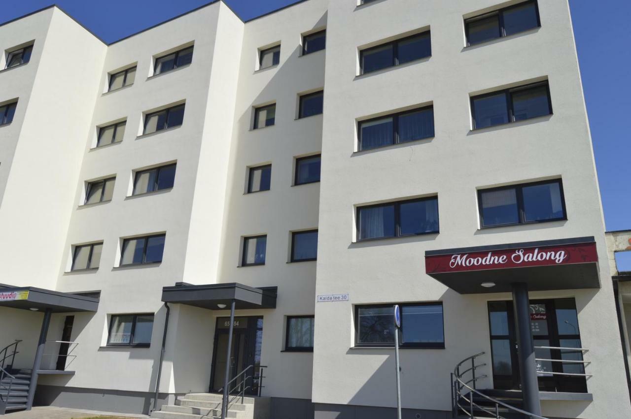 K65, Nice 1-Bedroom Apartment - 2 Big Beds Tartu Esterno foto